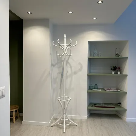 Flowers, A Cozy In *