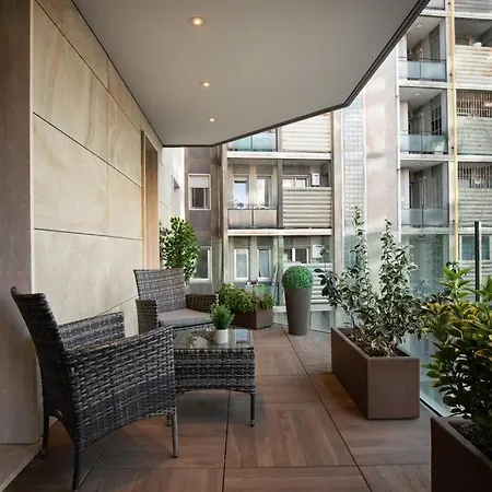 - Comfort Con Terrazza Lejlighed