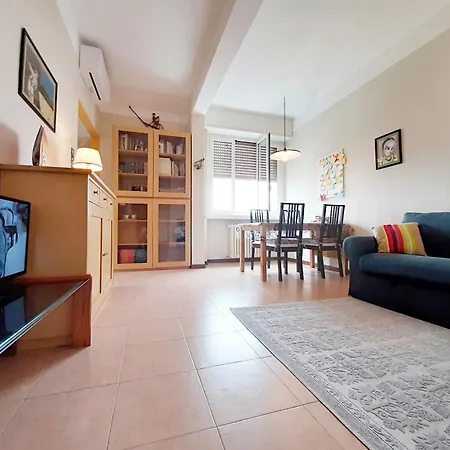 Allegra House - 50mq Ultimo Piano M1 San Giovanni