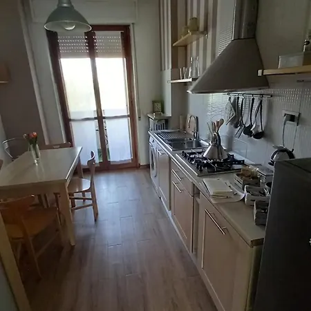 Apartment Domobella -- Ripamonti / Ieo / Prada / Bocconi -- *