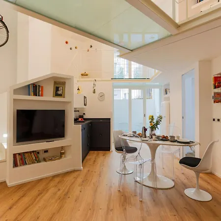 The Rent - Elegant Loft In Cinque Giornate Area דירה