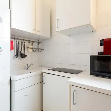 Apartment Mm Pasteur Cozy Studio Mailand