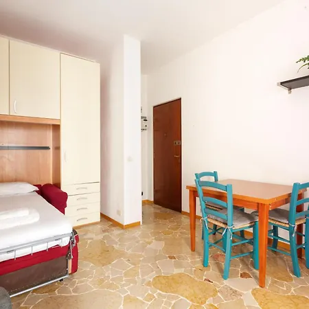 Mm Pasteur Cozy Studio