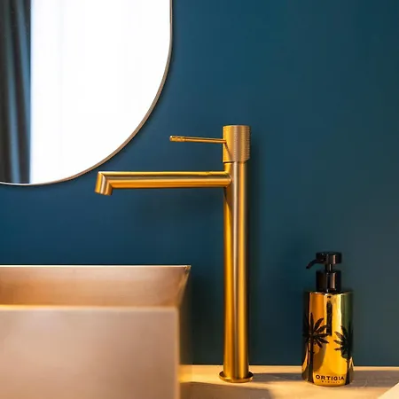 Fontana 16 بيت ضيافة ميلان