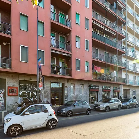 Roomy With Balcony! * Milano