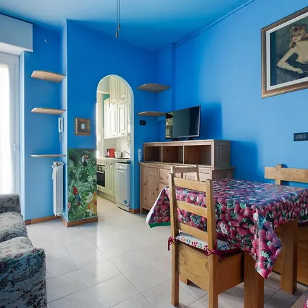 Appartamento Roomy With Balcony!