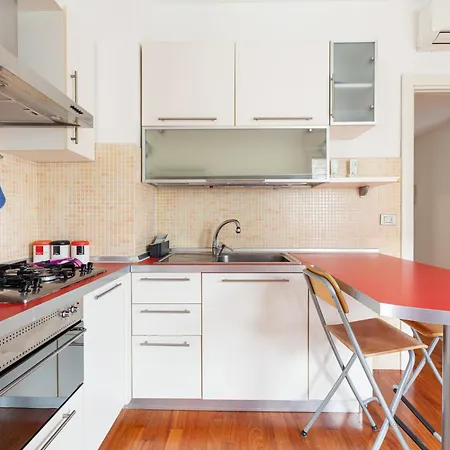 Zara Cozy With Balcony - 250m From M5 Istria Apartament Mediolan