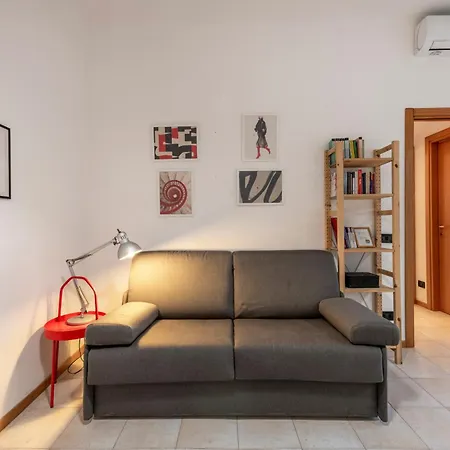 Vigevano, 15 - Navigli - L'altra Darsena Milan