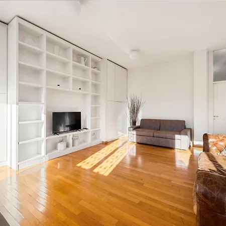 Duomo Dietro L'angolo Milano