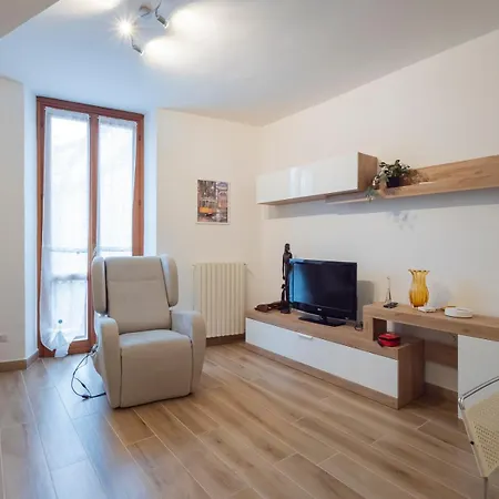 La Ringhiera - Meda 43 *