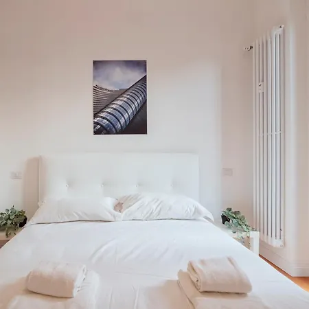 I Host - Gressoney 1 Apartment Milan