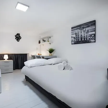 Three-suite With Free Netflix And Fast Wifi