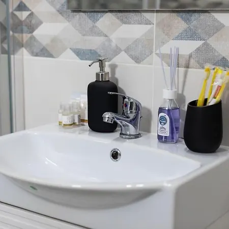 Three-suite With Free Netflix And Fast Wifi Apartment Milan
