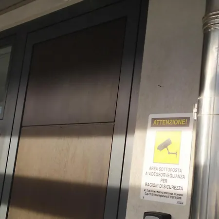 Guesthost - Casa Navigli Watt *