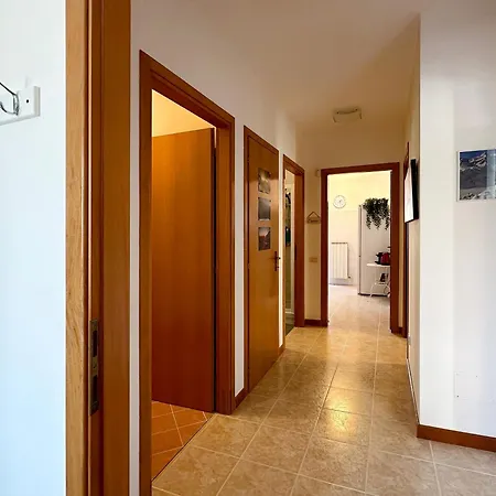 Splendido Quadrilocale Vicino Metro Istria Mailand