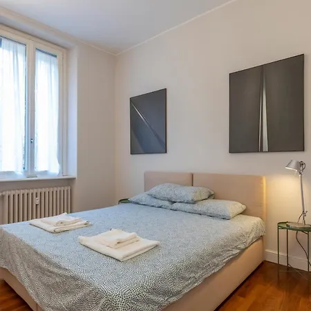 Prestigioso A Due Passi Dai Navigli - Tibaldi アパート *