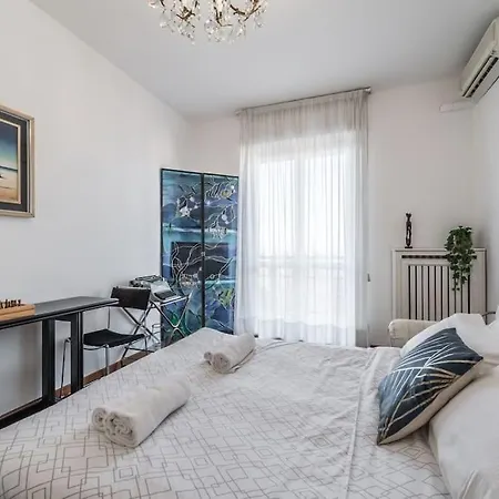 Navigli - 5 Minutes From The Metro Milaan