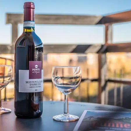Appartement Navigli - 5 Minutes From The Metro Milaan