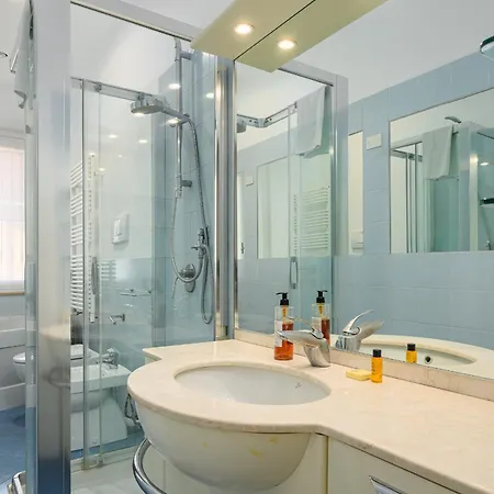 Apartment Porta Venezia Charme Mailand