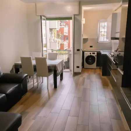 Prestigioso In Zona Tortona - Solari