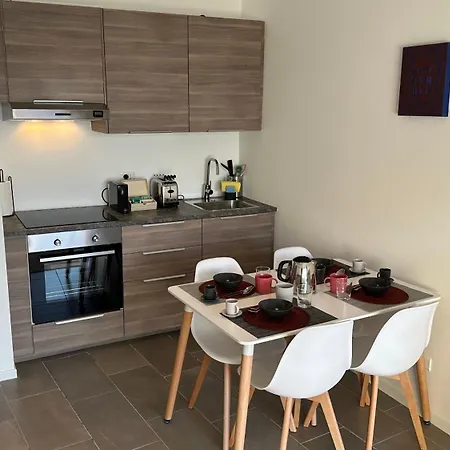 Guesthost - Casa Navigli Watt