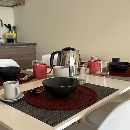 Guesthost - Casa Navigli Watt Apartmán Milán