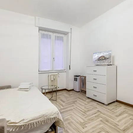 Affori Centro Metro Con Camera E Cucina