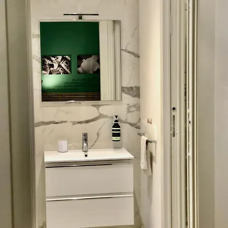 Urbanjungle - Centre Apartment Milan