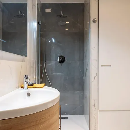 Emotichome 8 E 9 Flexyrent Studio מילאנו