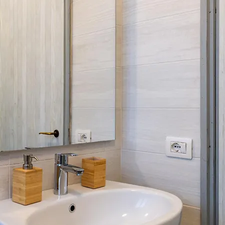 La Dimora Di Keplero By Interhome Lägenhet Milano