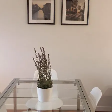 Casamia Tra Navigli E Universita-free Parking דירה מילאנו