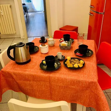 Venini Station Apartment