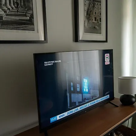 Mansarda Di Nolo-mm Pasteur-red Line 아파트 *