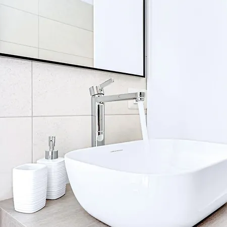 10 Min Duomo Free Parking Wifi Ac Lejlighed