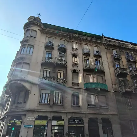 Designed Pop 2 Bedrooms, 2 Baths In Center - Wifi, Ac, Steps From Subway M1 And M2, Station And Airport Connected