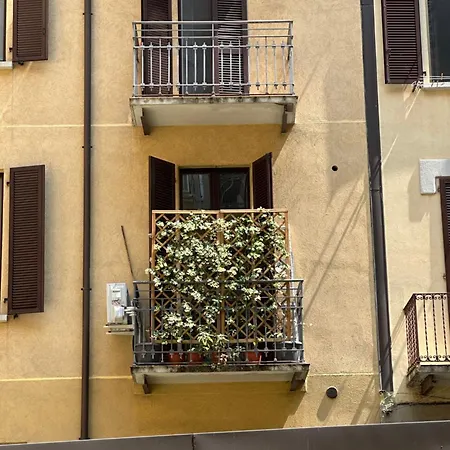 Red Bricks - Porta Romana Appartement