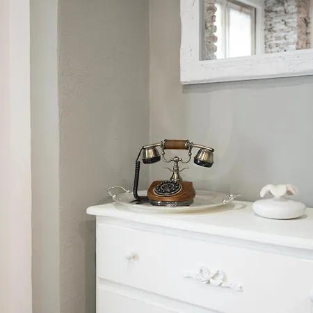 Milano Suite Home * Milan