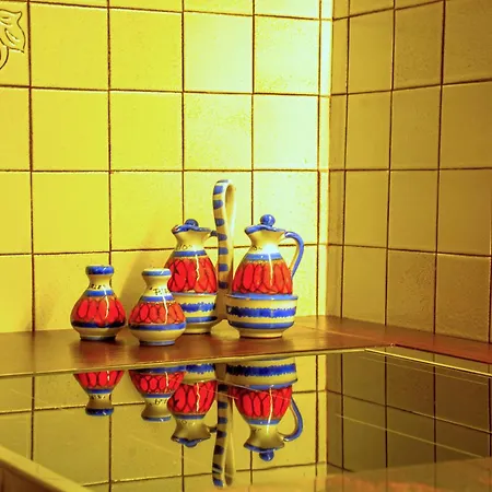 Konukevi Double Charme Station Milano