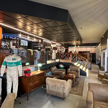 Admiral Hotel 4*