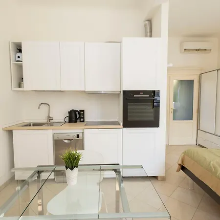 Le Corti Degli Artisti - Navigli *