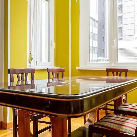 Centralstation - Via Lazzaroni Lejlighed *