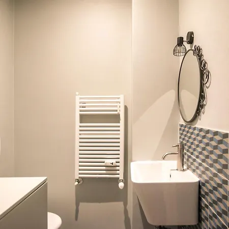 Isola Apartment Milan