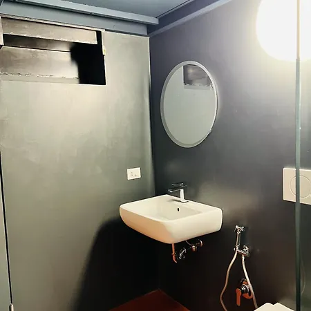 Design Loft Navigli Milan