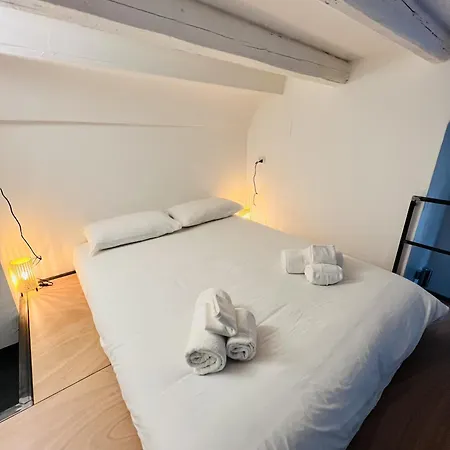 Apartment Design Loft Navigli *