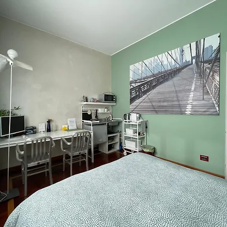 派德特拉圣阿戈斯蒂诺公寓 公寓 *