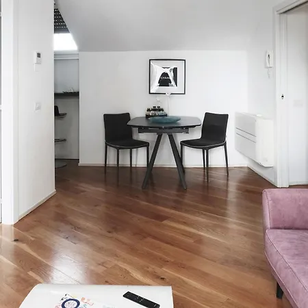 Apartment Comecasa Attic With Duomo View *