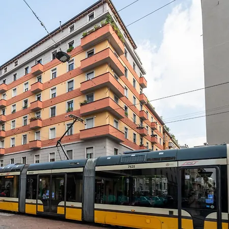 Appartamento Corso Genova By Interhome