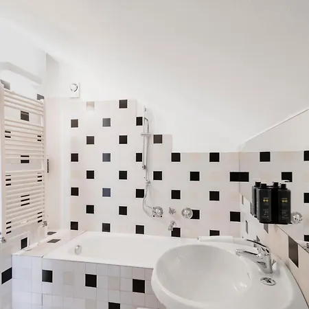 Relstay - Arco Della Pace - Sunny Loft Mediolan