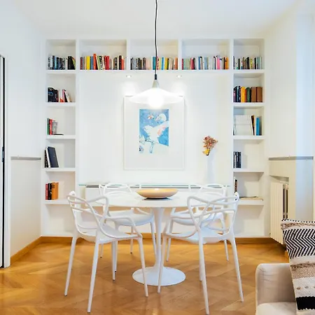 Apartment Retreats Duomo Carrobbio Milan