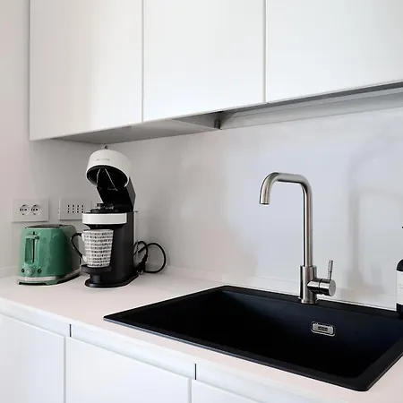 Repubblica Iii-hosted By Sweetstay Apartamento Milão